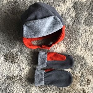 Old Navy hat mittens set 2-3t orange gray